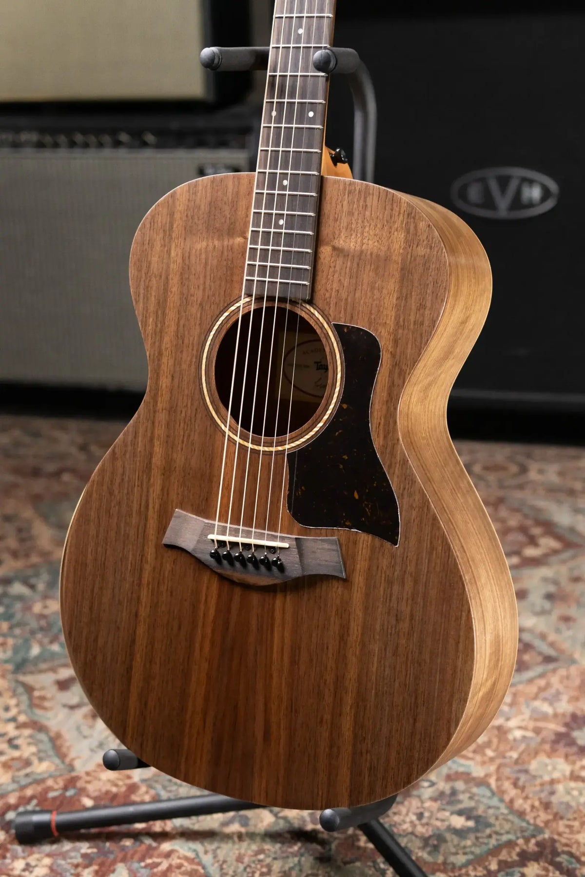 Taylor Academy 22e Grand Concert Acoustic/Electric Guitar with Gig Bag