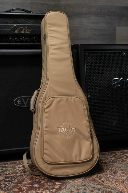 Taylor Academy 22e Grand Concert Acoustic/Electric Guitar with Gig Bag