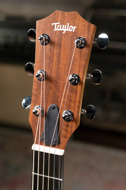 Taylor BBT Big Baby Dreadnought Acoustic Guitar with Gig Bag