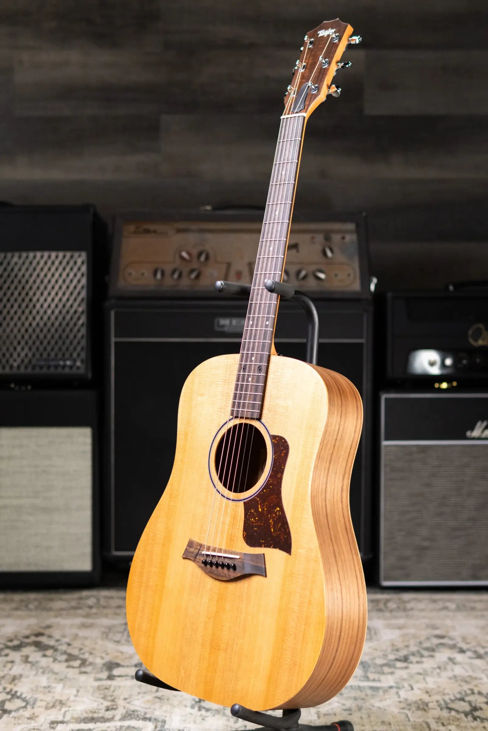 Taylor BBT Big Baby Taylor Acoustic Guitar with Gig Bag