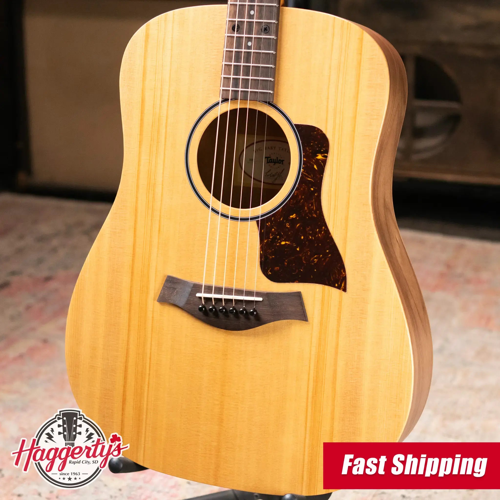 Taylor BBT Big Baby Taylor Dreadnought Acoustic Guitar with Gig Bag