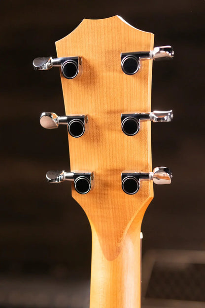 Taylor BBTe Big Baby Taylor Acoustic/Electric Guitar with Gig Bag