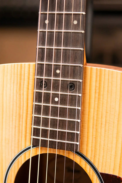 Taylor BBTe Big Baby Taylor Acoustic/Electric Guitar with Gig Bag