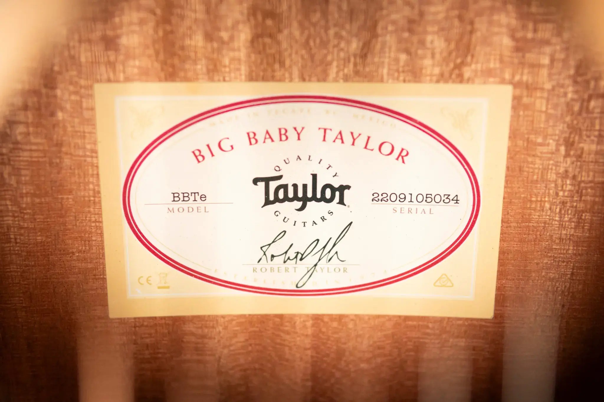 Taylor BBTe Big Baby Taylor Acoustic/Electric Guitar with Gig Bag