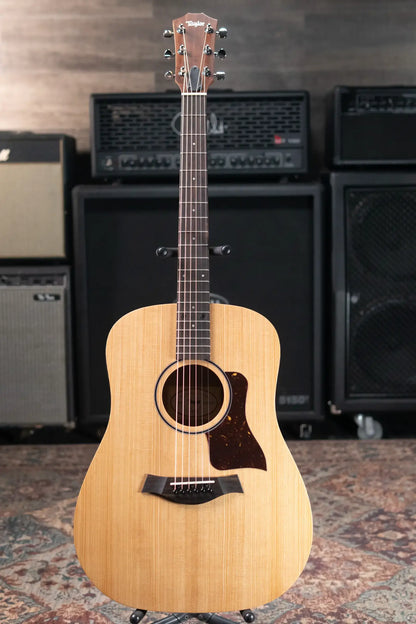 Taylor BBTe Big Baby Taylor Acoustic/Electric Guitar with Gig Bag