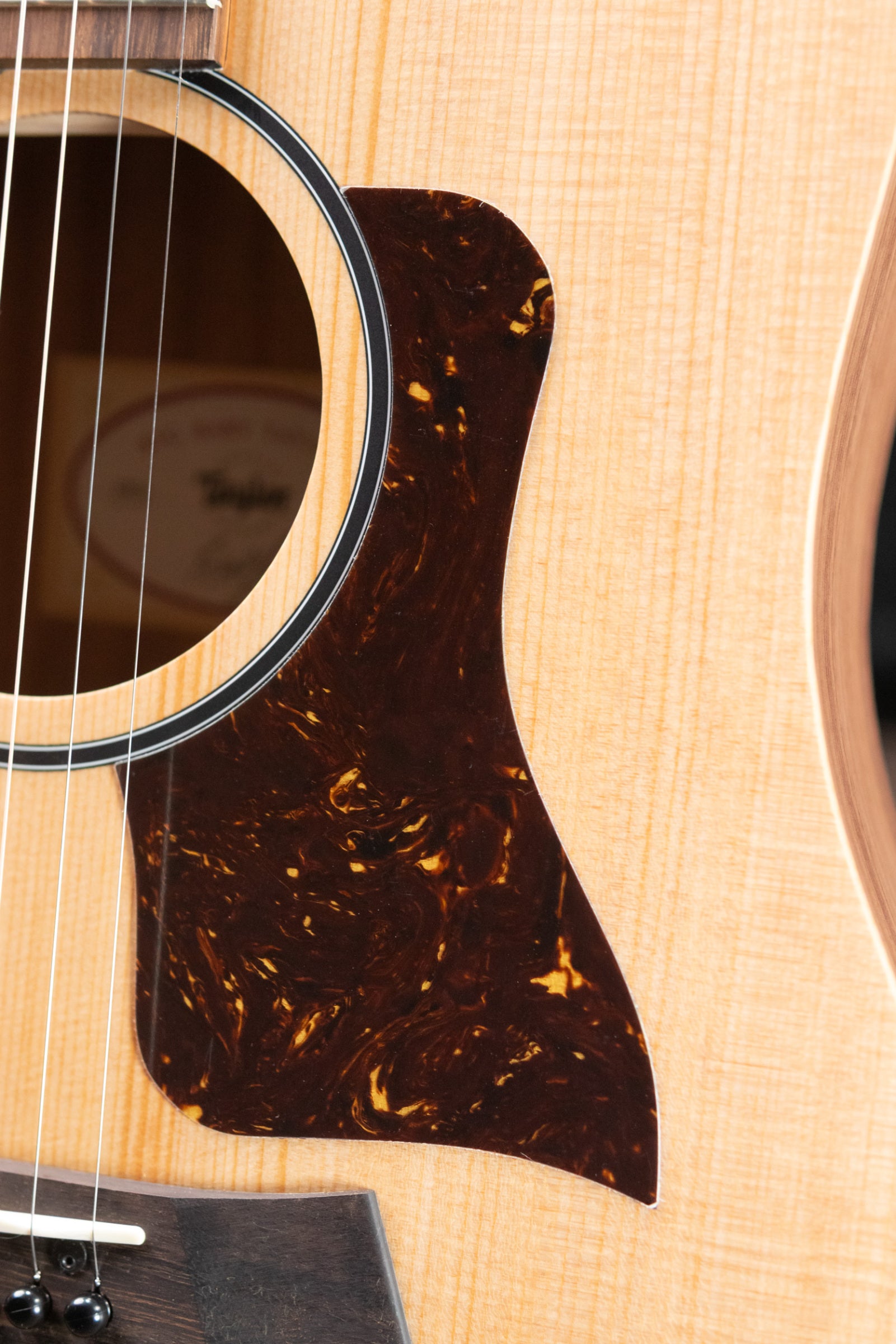 Taylor BBTe Big Baby Taylor Acoustic/Electric Guitar with Gig Bag