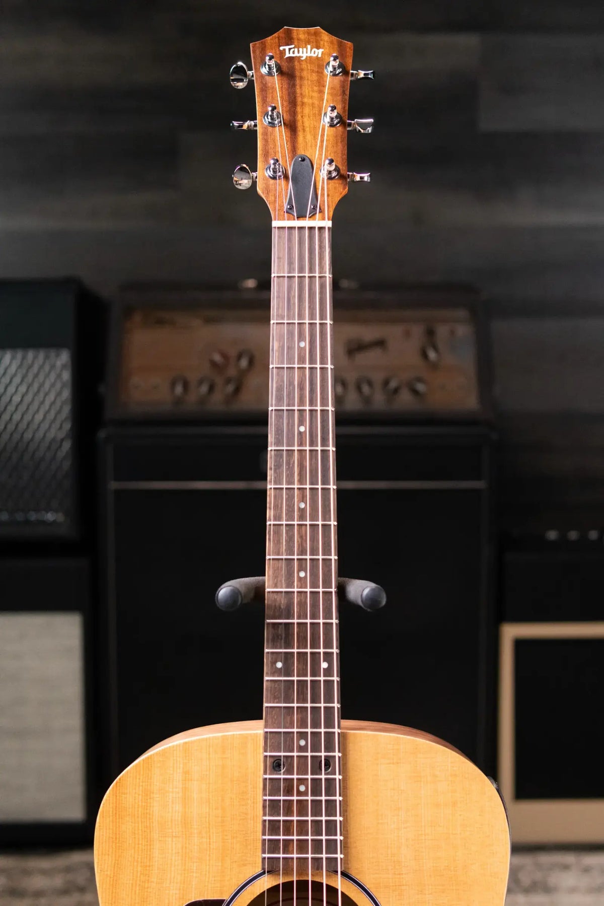 Taylor BBTe Left-Handed Big Baby Taylor Acoustic/Electric Guitar with Gig Bag