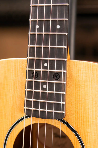 Taylor BT1 Baby Taylor Acoustic Guitar with Gig Bag