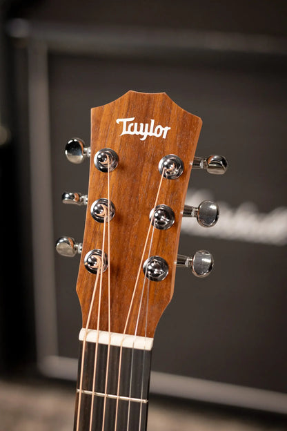 Taylor BT1 Baby Taylor Acoustic Guitar with Gig Bag