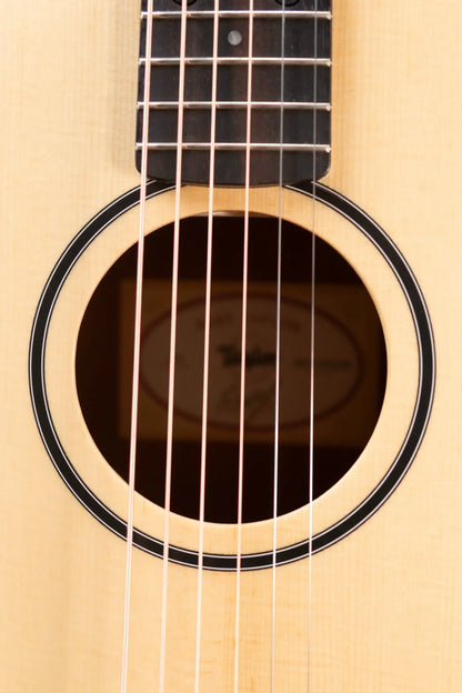 Taylor BT1 Baby Taylor Acoustic Guitar with Gig Bag - Used