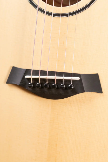 Taylor BT1 Baby Taylor Acoustic Guitar with Gig Bag - Used