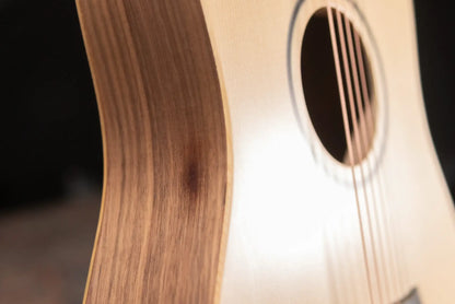 Taylor BT1 Baby Taylor Acoustic Guitar with Gig Bag - Used