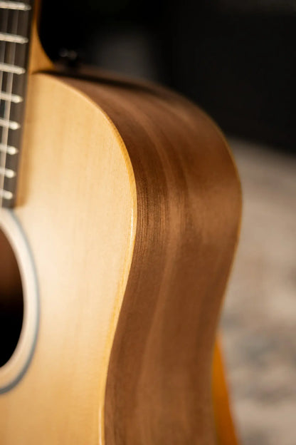 Taylor BT1e Baby Taylor Acoustic/Electric Guitar with Gig Bag