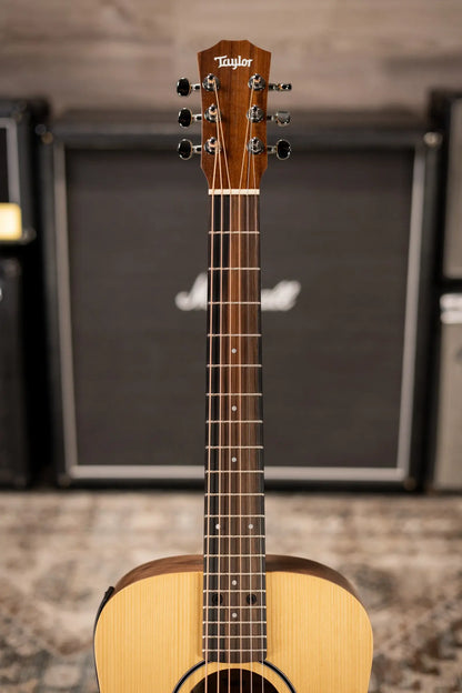 Taylor BT1e Baby Taylor Acoustic/Electric Guitar with Gig Bag