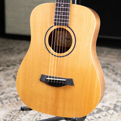 Taylor BT1e Baby Taylor Acoustic/Electric Guitar with Gig Bag