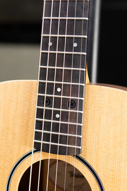 Taylor BT1e Baby Taylor Acoustic/Electric Guitar with Gig Bag
