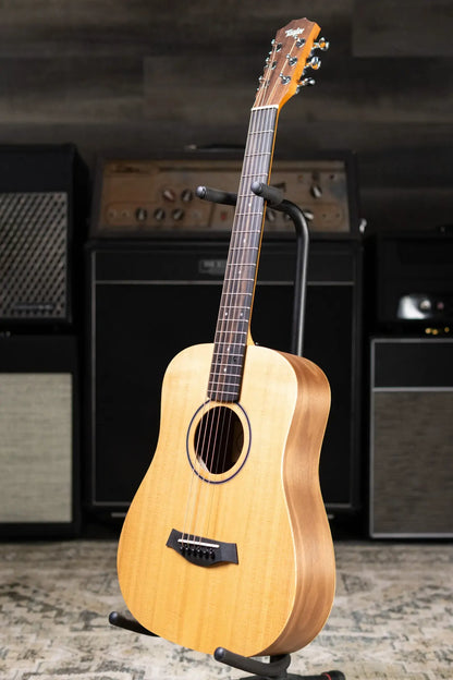 Taylor BT1e Baby Taylor Acoustic/Electric Guitar with Gig Bag
