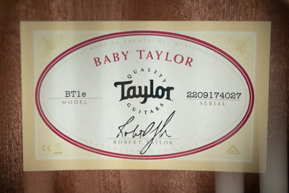 Taylor BT1e Baby Taylor Acoustic-Electric Guitar with Gig Bag