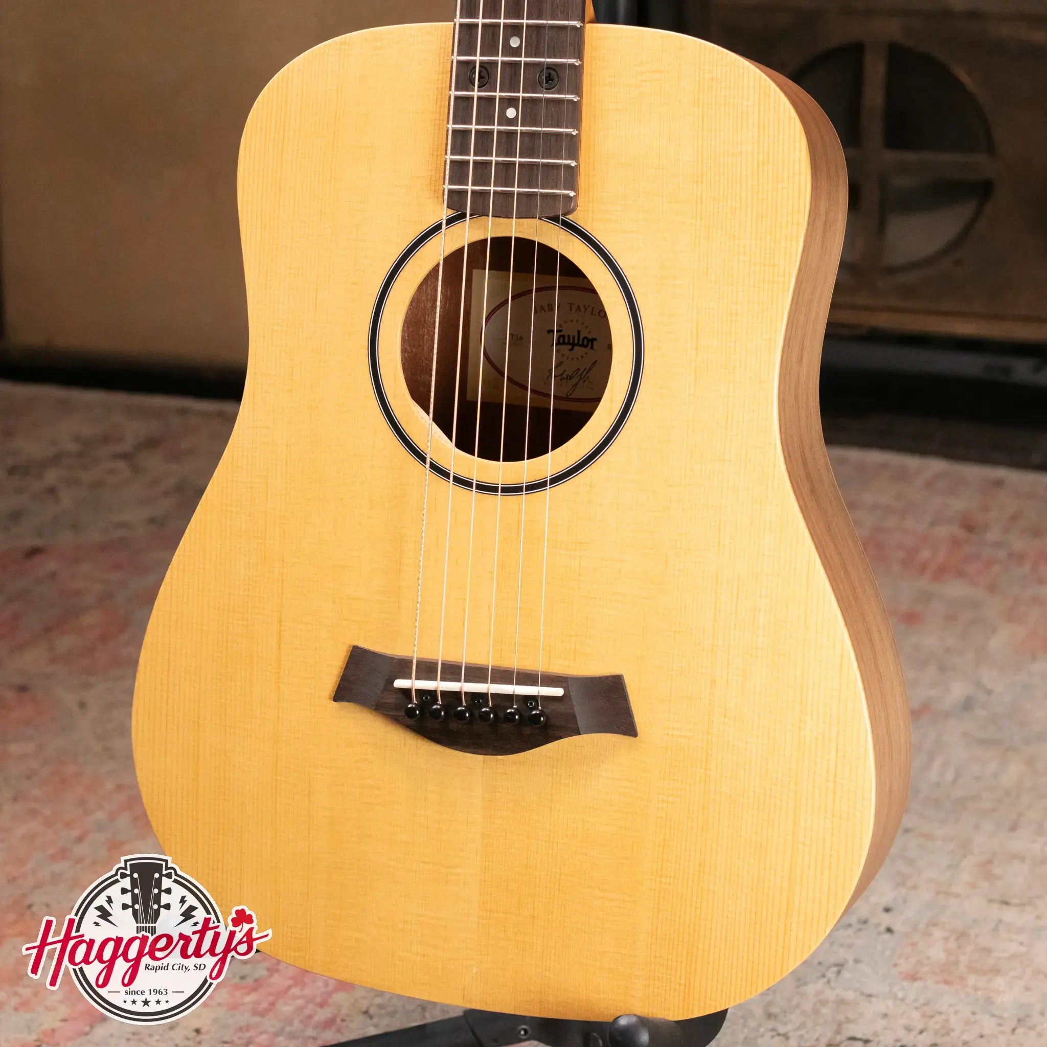 Taylor BT1e Baby Taylor Acoustic-Electric Guitar with Gig Bag - Used