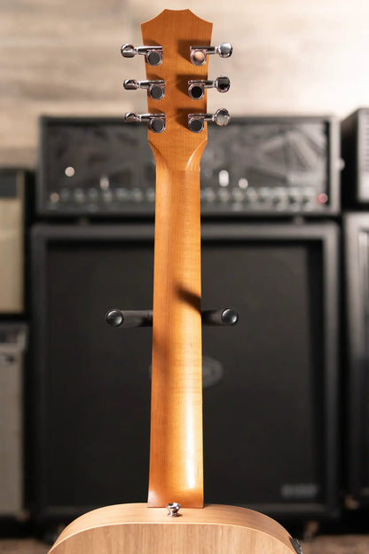 Taylor BT1e Baby Taylor Acoustic-Electric Guitar with Structured Gig Bag