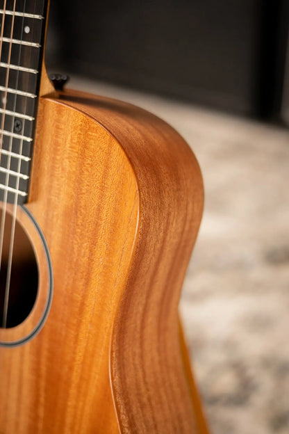 Taylor BT2 Baby Taylor Acoustic Guitar with Gig Bag