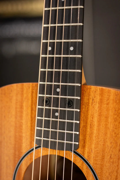 Taylor BT2 Baby Taylor Acoustic Guitar with Gig Bag