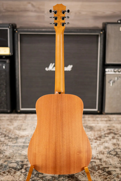 Taylor BT2 Baby Taylor Acoustic Guitar with Gig Bag