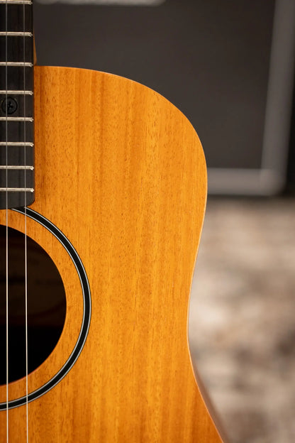 Taylor BT2 Baby Taylor Acoustic Guitar with Gig Bag