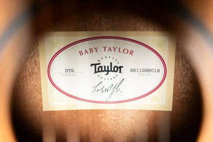 Taylor BT2 Baby Taylor Acoustic Guitar with Gig Bag