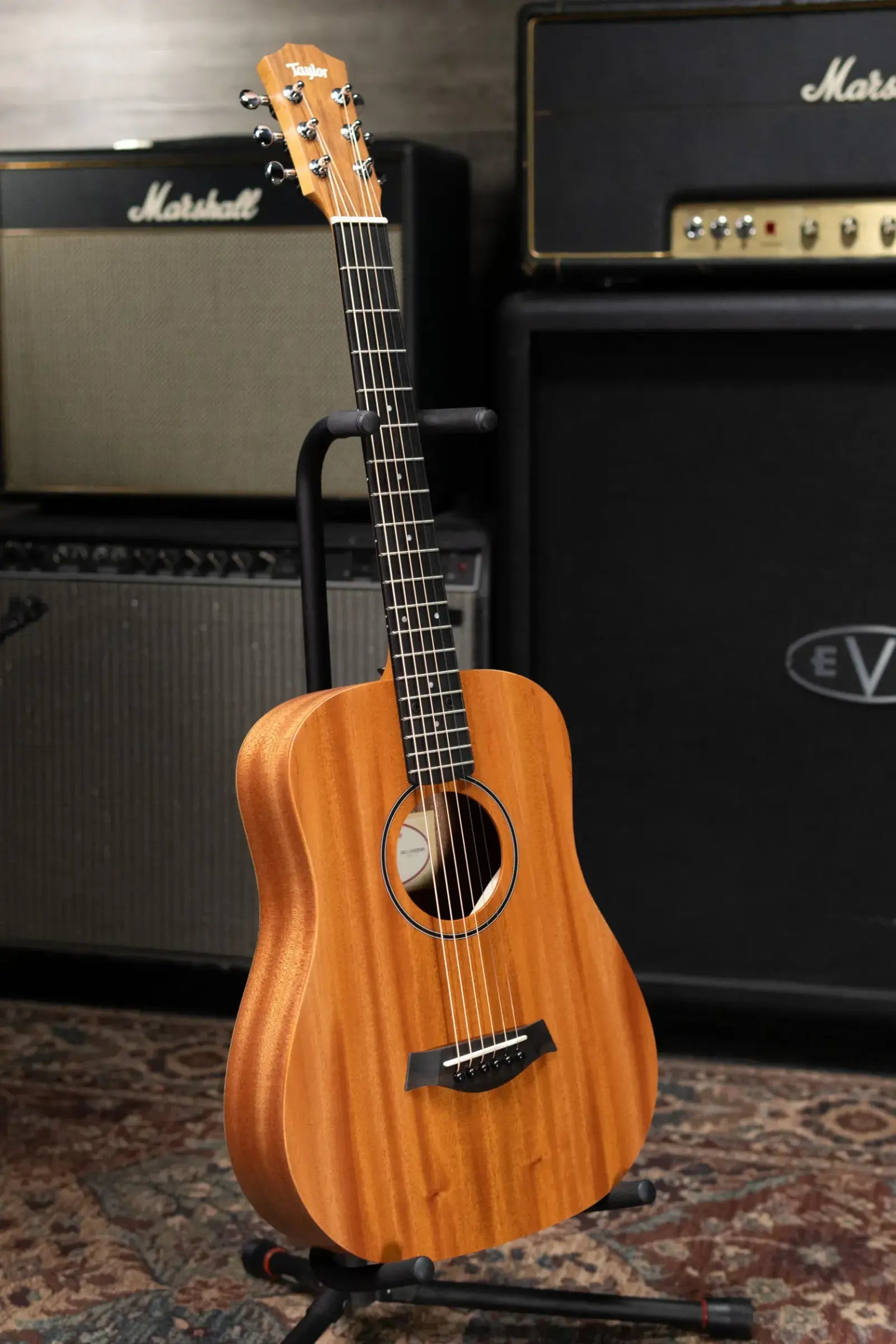 Taylor BT2 Baby Taylor Acoustic Guitar with Gig Bag