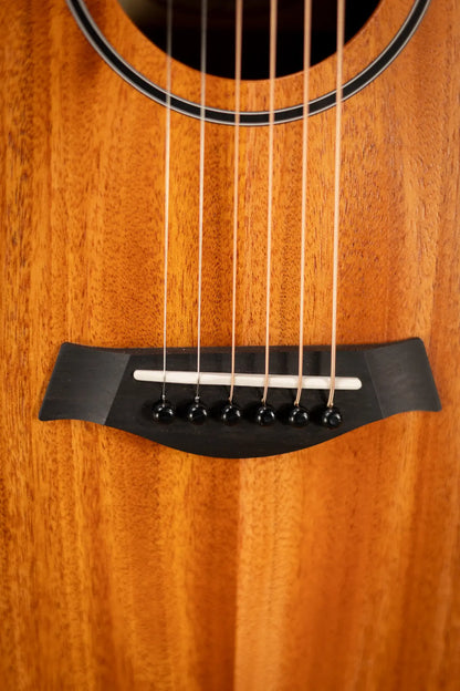 Taylor BT2 Left-Handed Baby Taylor Acoustic Guitar with Gig Bag
