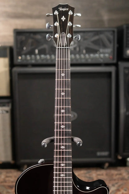 Taylor Builder's Edition 524ce Grand Auditorium Acoustic/Electric Guitar with Hardshell Case