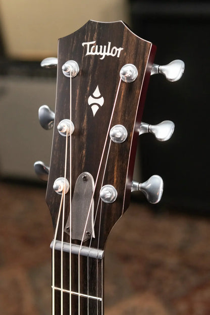 Taylor Builder's Edition 524ce Grand Auditorium Acoustic/Electric Guitar with Hardshell Case