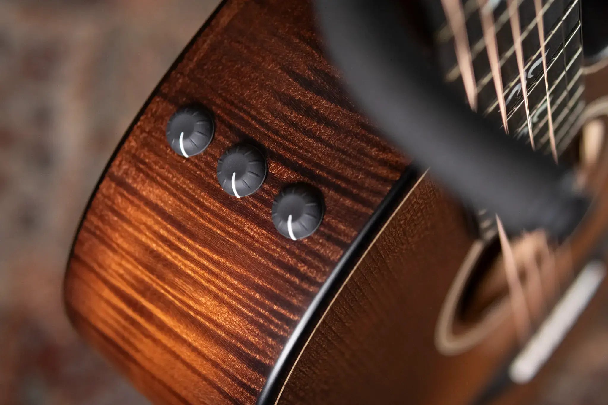 Taylor Builder's Edition 614ce Grand Auditorium Acoustic/Electric - Wild Honey Burst with Hardshell Case