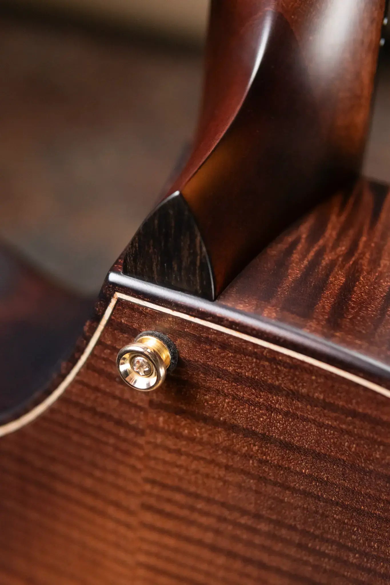 Taylor Builder's Edition 614ce Grand Auditorium Acoustic/Electric - Wild Honey Burst with Hardshell Case