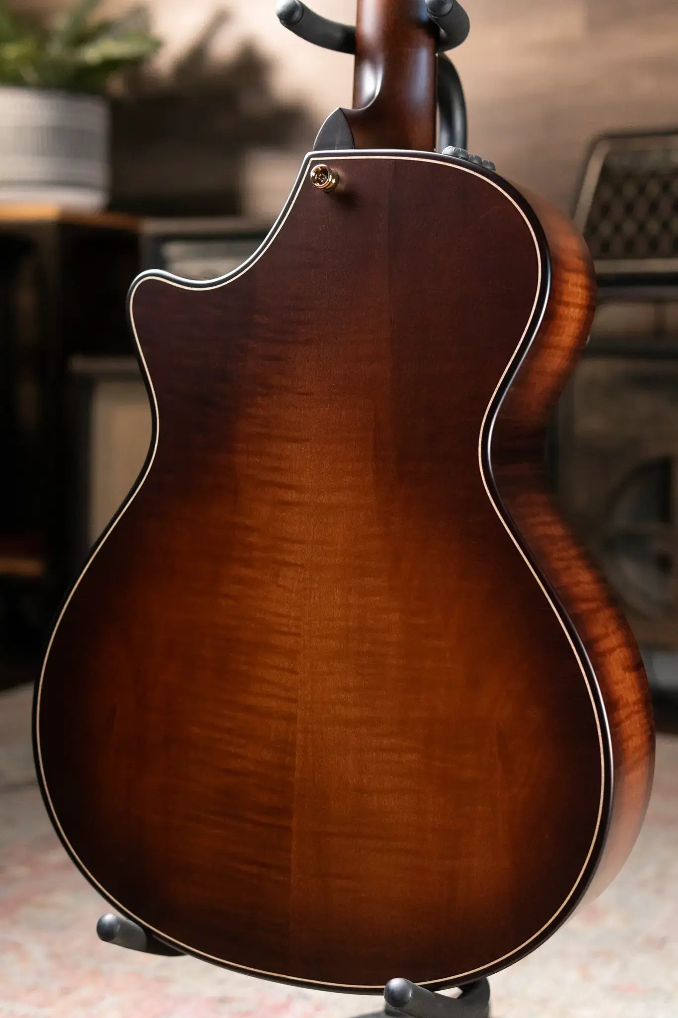 Taylor Builder's Edition 652ce 12-String Grand Concert Acoustic/Electric - Wild Honey Burst with Hardshell Case