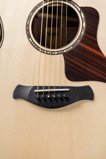 Taylor Builder's Edition 814ce Acoustic/Electric Guitar - Adirondack Spruce with Deluxe Hardshell Case