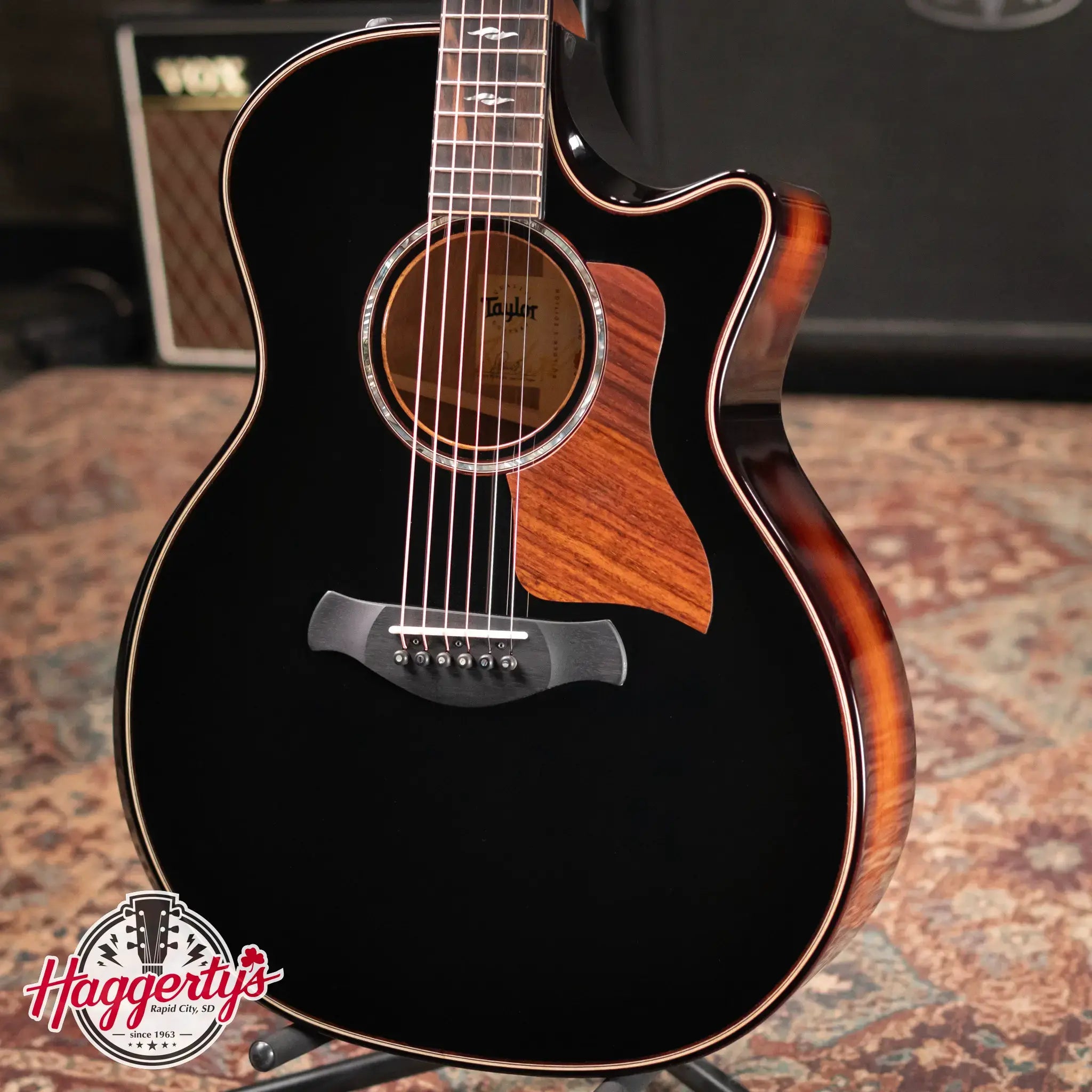 Taylor Builder's Edition 814ce Grand Auditorium Acoustic/Electric Guitar - Blacktop with Hardshell Case