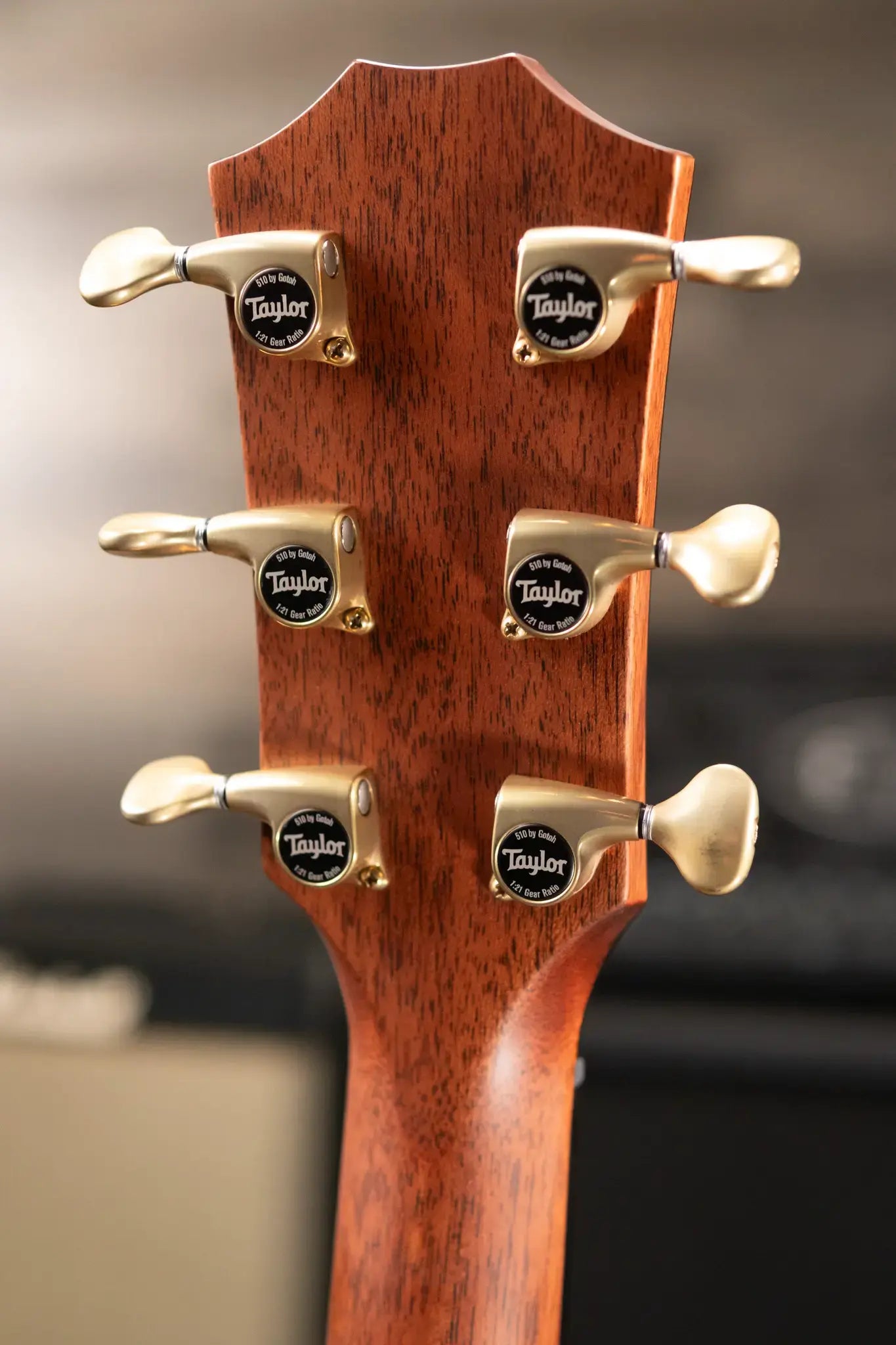 Taylor Builder's Edition 814ce Grand Auditorium Acoustic/Electric Guitar - Shaded Edge Burst with Hardshell Case