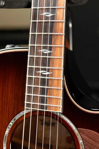Taylor Builder's Edition 814ce Grand Auditorium Redwood/Honduran Rosewood Acoustic/Electric Guitar with Hardshell Case