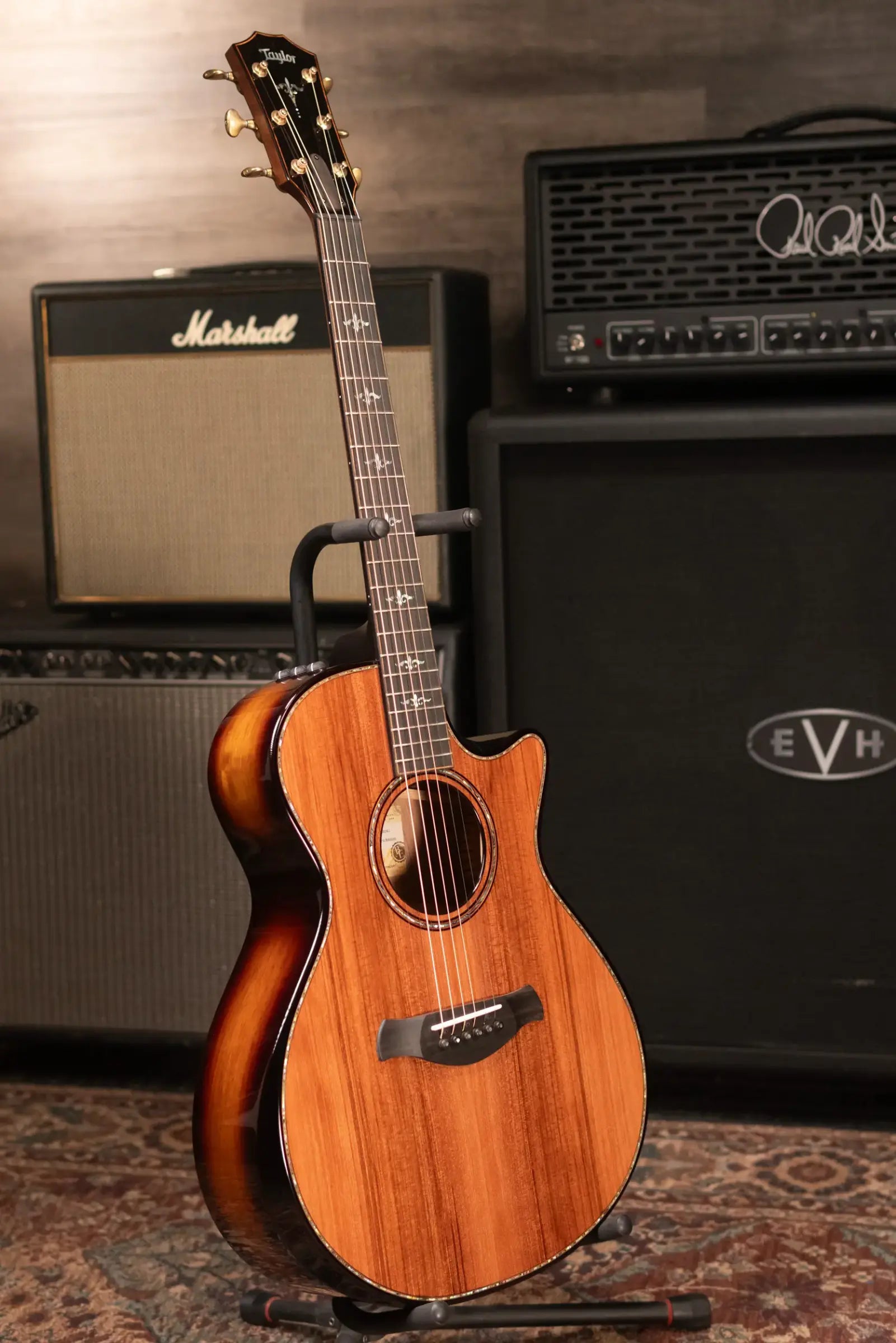 Taylor Builder's Edition 912ce Grand Concert Acoustic/Electric Guitar - Sinker Redwood/Honduran Rosewood with Hardshell Case