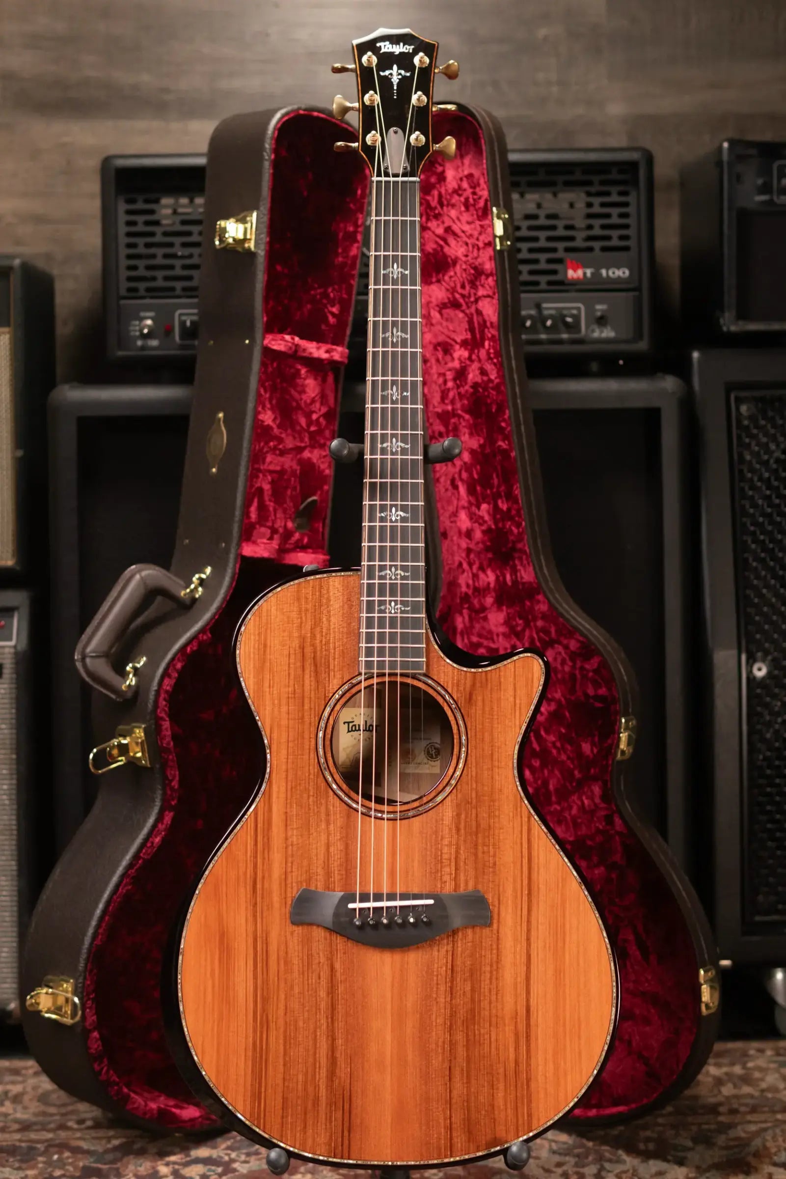 Taylor Builder's Edition 912ce Grand Concert Acoustic/Electric Guitar - Sinker Redwood/Honduran Rosewood with Hardshell Case
