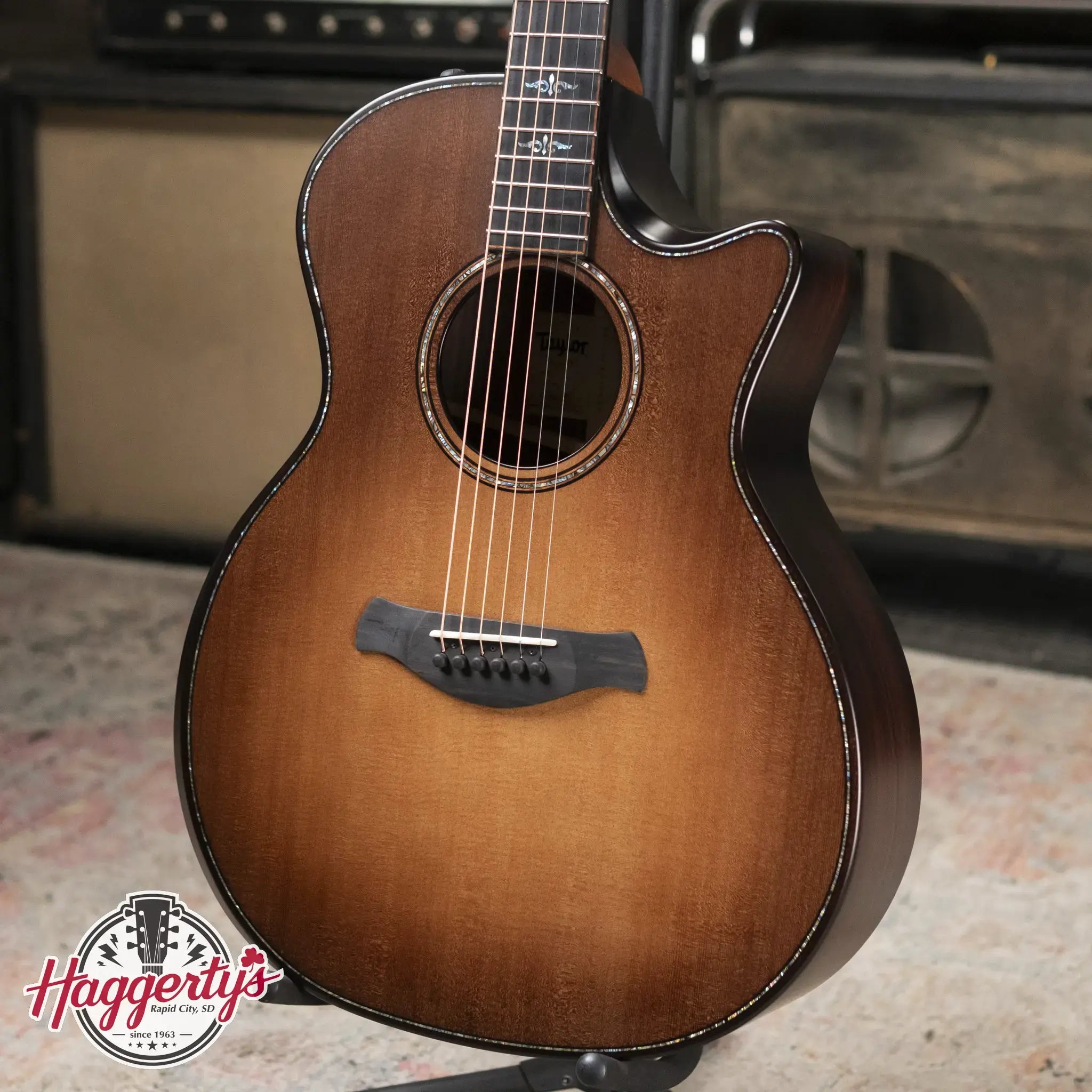 Taylor Builder's Edition 914ce Grand Auditorium Acoustic/Electric Guitar - Wild Honey Burst with Hardshell Case