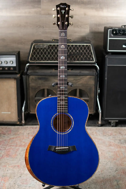 Taylor C18e Custom Grand Orchestra Quilted Maple Acoustic/Electric Guitar with Hardshell Case