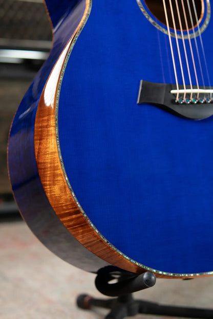 Taylor C18e Custom Grand Orchestra Quilted Maple Acoustic/Electric Guitar with Hardshell Case
