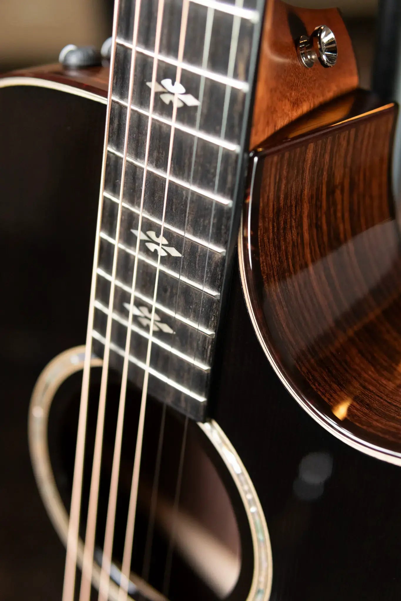 Taylor Custom Shop Grand Concert 12-Fret Acoustic/Electric with Hardshell Case