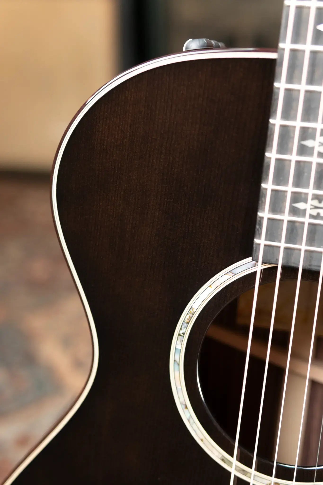 Taylor Custom Shop Grand Concert 12-Fret Acoustic/Electric with Hardshell Case