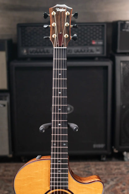 Taylor Custom Shop #12685 Grand Auditorium Acoustic/Electric Guitar with Hardshell Case