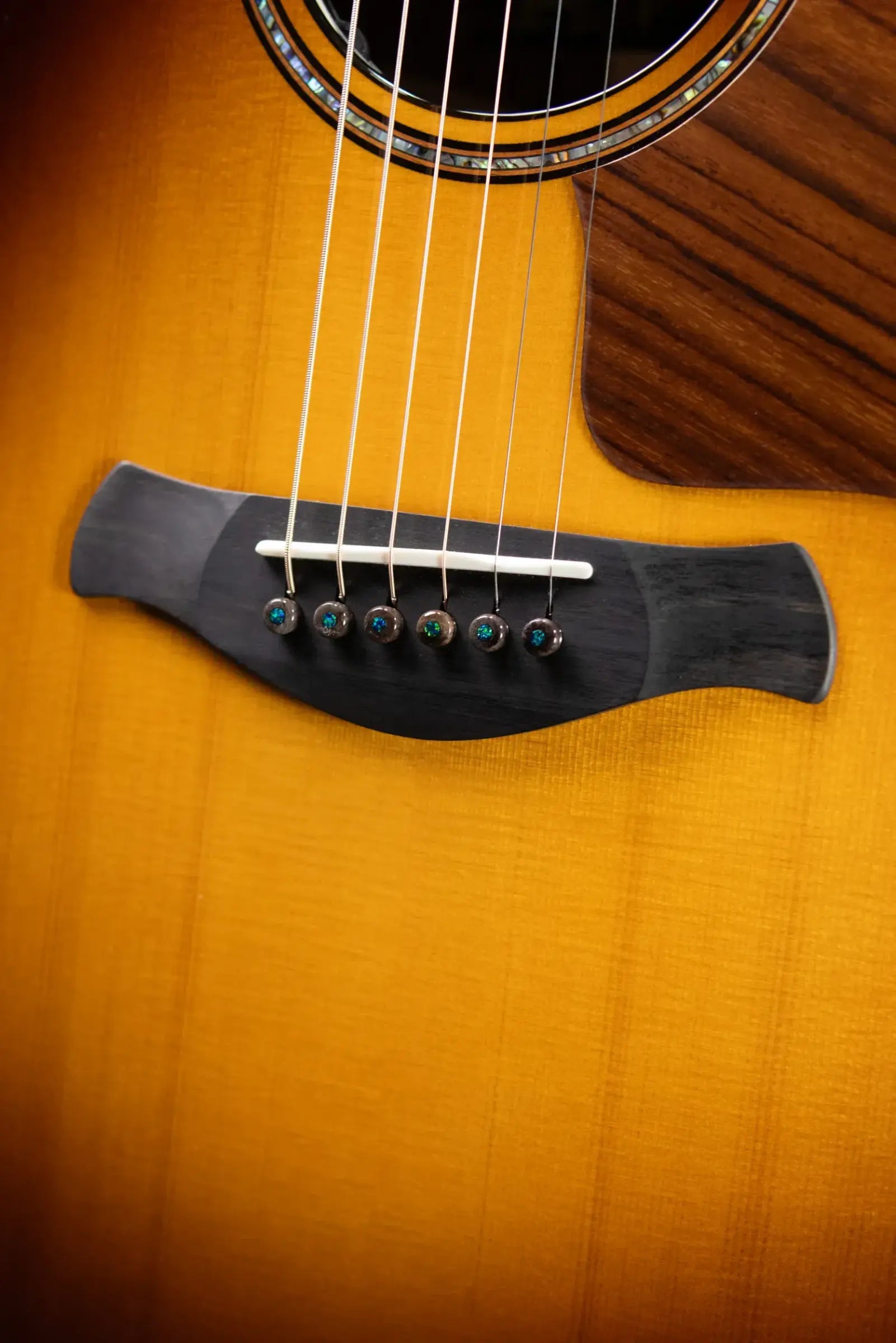 Taylor Custom Shop C14e B6039 2026 Catch Custom #39 Super Auditorium Acoustic/Electric Guitar - Sunburst Emgelmann Spruce/Indian Rosewood with Hardshell Case