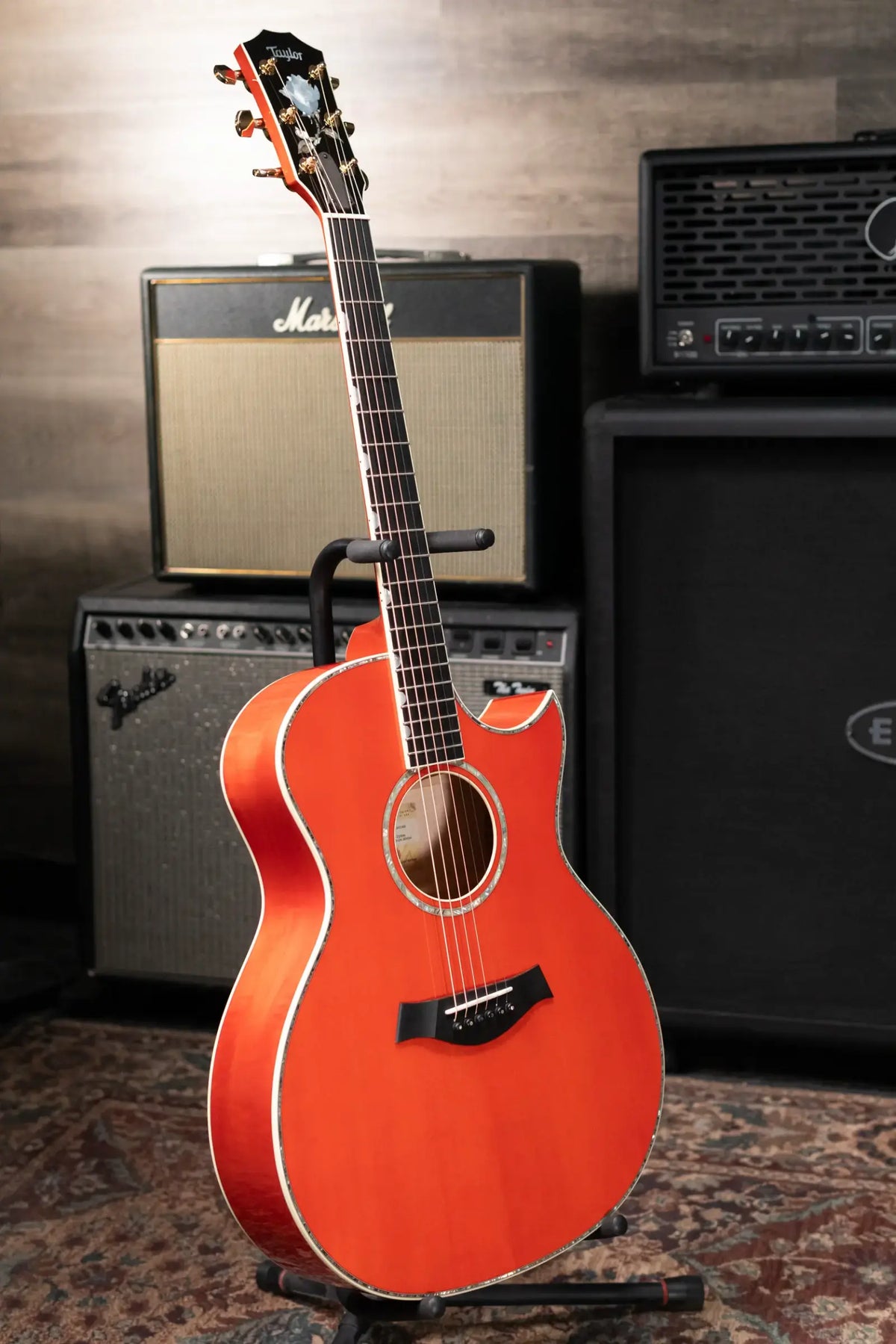 Taylor Doyle Dykes Signature Model Thin Body Grand Auditorium Acoustic/Electric Guitar with Hardshell Case
